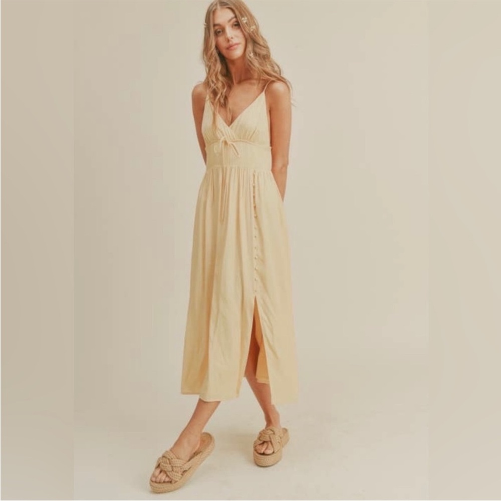 Lush yellow Savannah midi dress